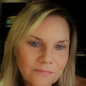 Meet your Posher, Kristin marchant